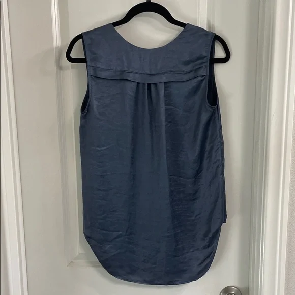 Theory Button-Down Blouse - Picture 5 of 6